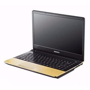 Lapto Samsum Np300e4c