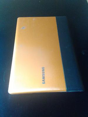 Lapto Samsung Np300
