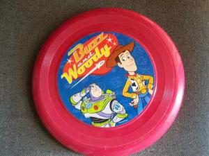 Frisbee Buzz Woody