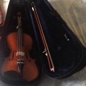 Vendo Violin 3/4 En. Perfectas Condiciones