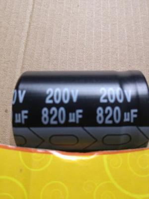 Capacitor Filtro Condesador 200v 820uf