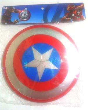 Escudo Muñeco Avengers Capitan America Marvel Juguete