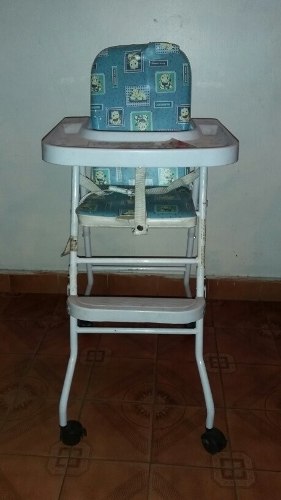 Silla Y Mesa Para Comer De Bebé