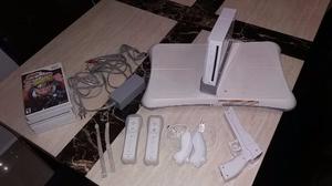 Nintendo Wii + 2 Controles + Wii Fit + 7 Juegos Originales
