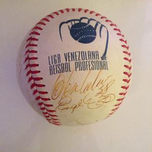 Pelota De Beisbol Autografiada De Los Tiburones De La Guaira