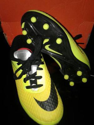 Tacos De Futbol Nike Originales Talla Eur 28 Cm 17 Uk 10.5