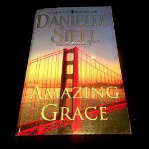 Amazing Grace / Danielle Steel / Bestseller / En Inglés