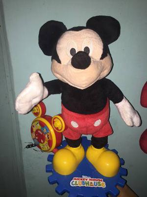Muñeco Mickey Mouse Habla Y Baila.
