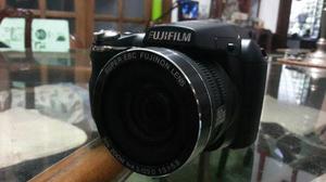 Camara Fujifilm S4500