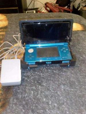 Nintendo 3ds Azul Con Cargador Y 4 Juegos