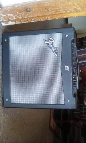 Amplificador Fender Mustang Ii