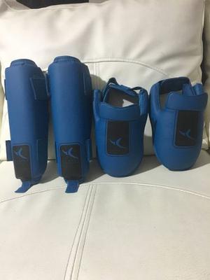 Canilleras De Karate Azules Marca Denyos Talla S