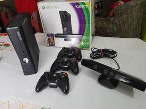 Xbox 360 Kinect 250 Gb + 14 Juegos Originales + 3 Controles