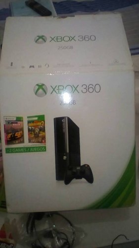 Xbox 360 Solo Se Uso 3 Veces Con 3 Juegos Y Un Control