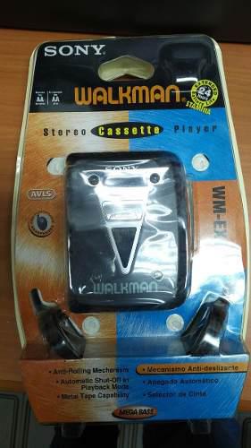 Vintage Cassette Player Sony Walkman Nuevo Sellado