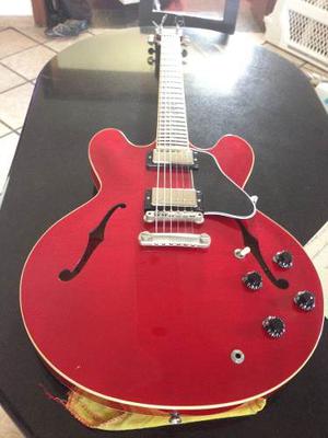 Gibson Custom Es-335 Dot Electric Guitar ()