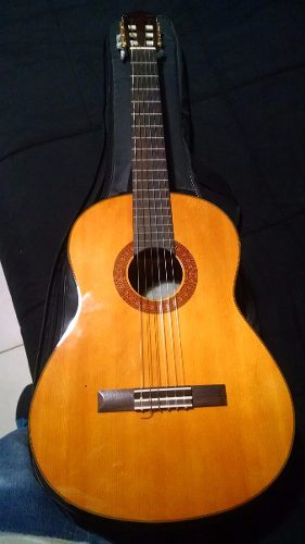 Guitarra Acustica Yamaha C70