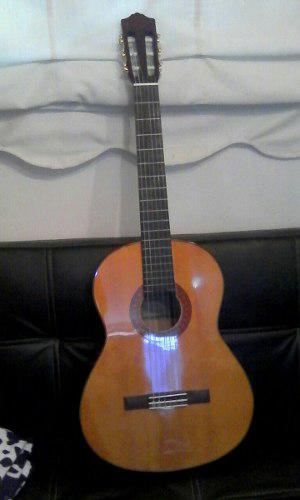 Guitarra Yahama Original C70