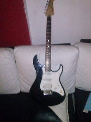 Guitarra Yamaha Pacifica Pac021
