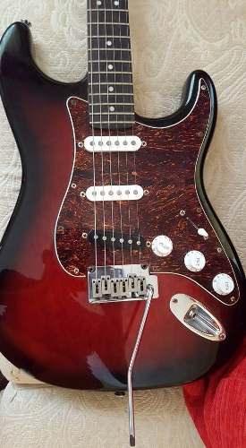 Squier Fender Stratocaster Made In Indonesia