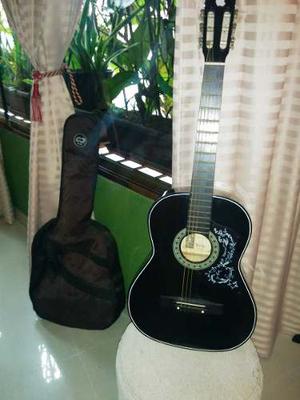 Vendo Guitarra Arianna