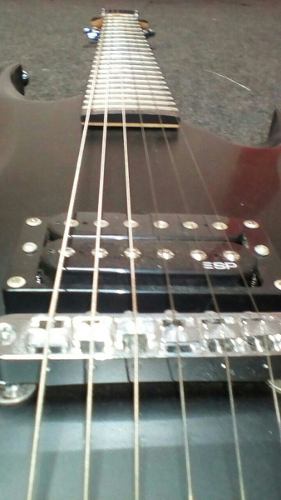 Vendo O Cambio Por Ipad Guitarra Ltd En Perfecto Estado..