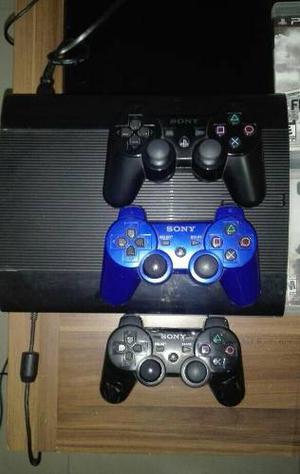 Playstation 3 Super Slim 250gb + 3 Controles + 10 Juegos