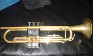 Trompeta Yamaha Ytr  Dorada