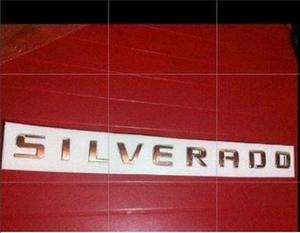 Emblema Silverado Chevrolet