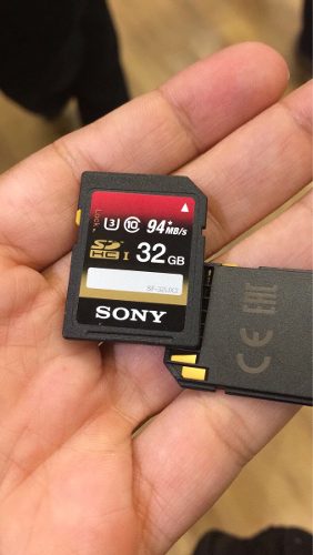 Memoria Sony Sdhc 32 Gb Clase 10 Uhs-1/u3 94 Mb/s Nueva