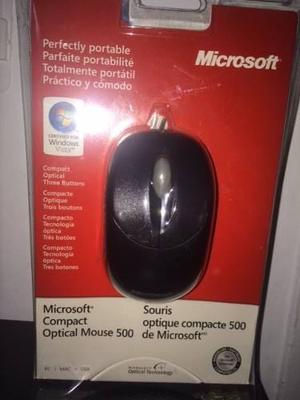 Mouse: Microsoft Compact Optical Mouse 500