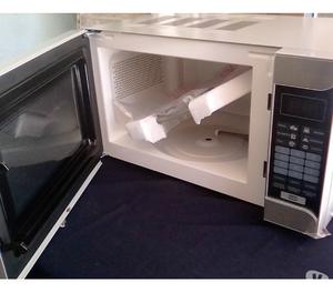 Vendo Horno Microondas Hyundai modelo HDMO 20Li Nuevo