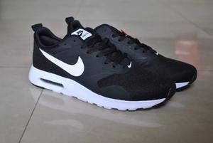 Zapatos Nike Tava