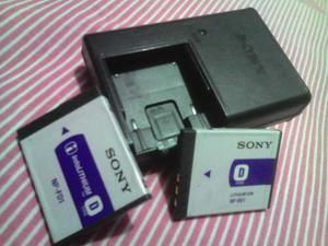 Cargador Sony Bc-csd + 2 Baterias