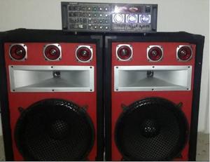 Amplificador 3.500 Watts Y Cornetas 13 Pulgadas.como Nuevo