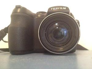 Camara Profesional Fujifilm Finepix S1000
