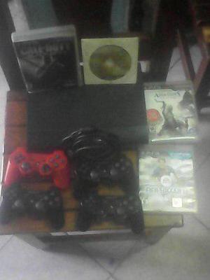 Consola Play Station 3 + 4 Controles + Regalo!!
