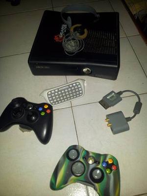 Xbox gb + 17 Juegos + 2 Controles + Otros.