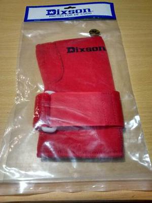 Dixson Protector De Codo Talla M Color Rojo