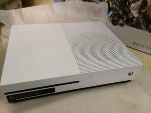 Xbox One S 4k 500gb Con 5 Juegos