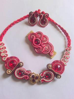 Collar Soutache