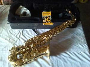 Se Venden 2 Saxofónes Altos Marca Conn-selmer Negociable