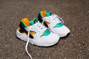 Nike Huarache De Niño Y Niña De La 25 Al 30 (tienda