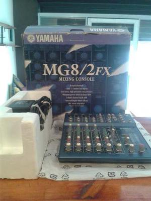 Consola Yamaha Mg 8/2fx