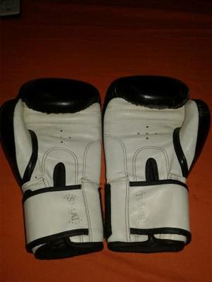 Guantes De Boxeo Poco Uso