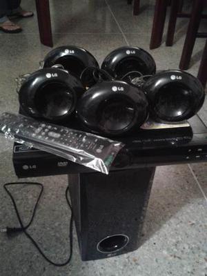 Vendo Home Theater Speaker System Nuevo
