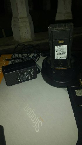 Cargador De Radio Portatil Motorola Ep450 Con Bateria Gratis