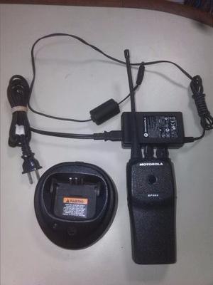Radio Motorola Uhf Ep-450 Usado Con Bateria Dañada