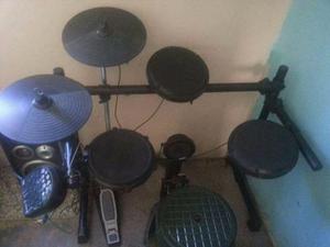 Batería Electrónica Alesis Dm6