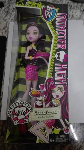 Monster High Draculaura Venus Abbey Frankie Stein. Muñecas